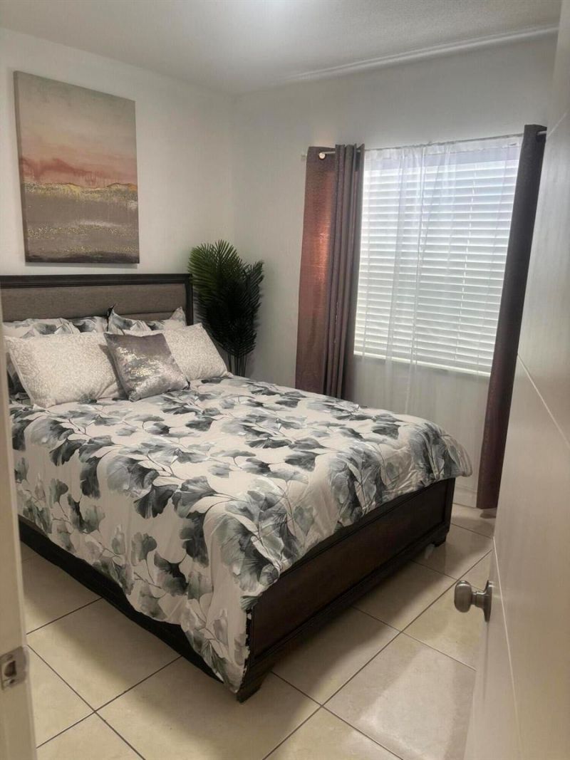 299 SW 7th Street , Unit 110, Boca Raton, FL 33432 Photo