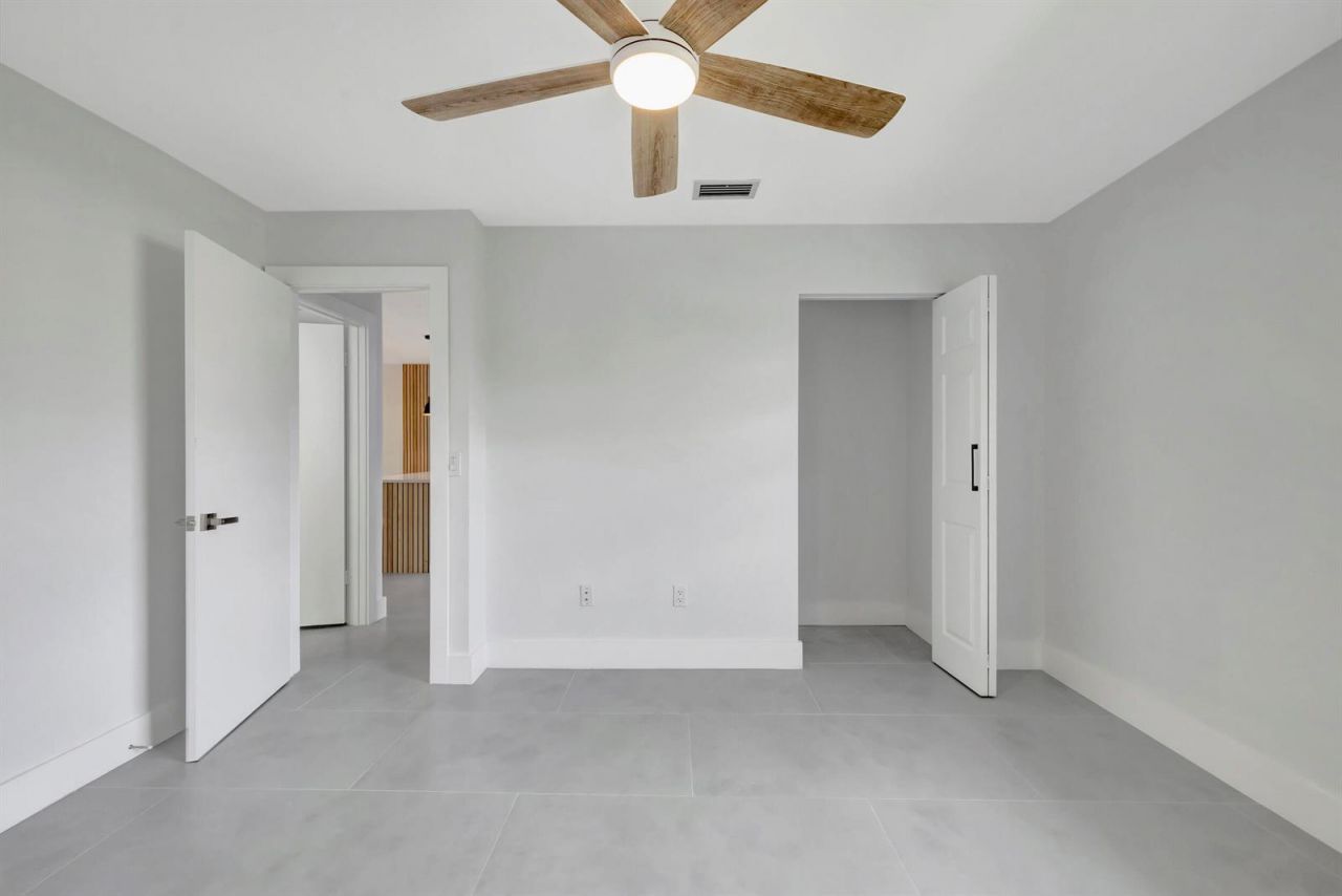 7898 Eastlake Drive , Unit 7d, Boca Raton, FL 33433 Photo