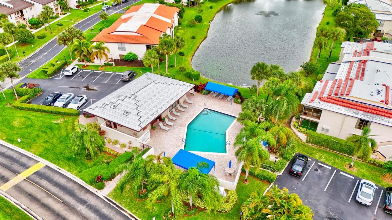7898 Eastlake Drive , Unit 7d, Boca Raton, FL 33433 Photo
