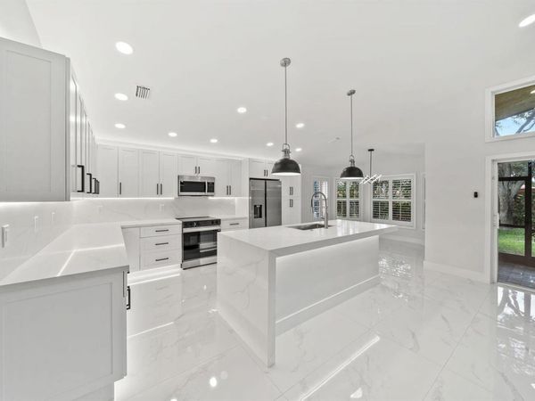 7273 Kea Lani Drive , Boynton Beach, FL 33437