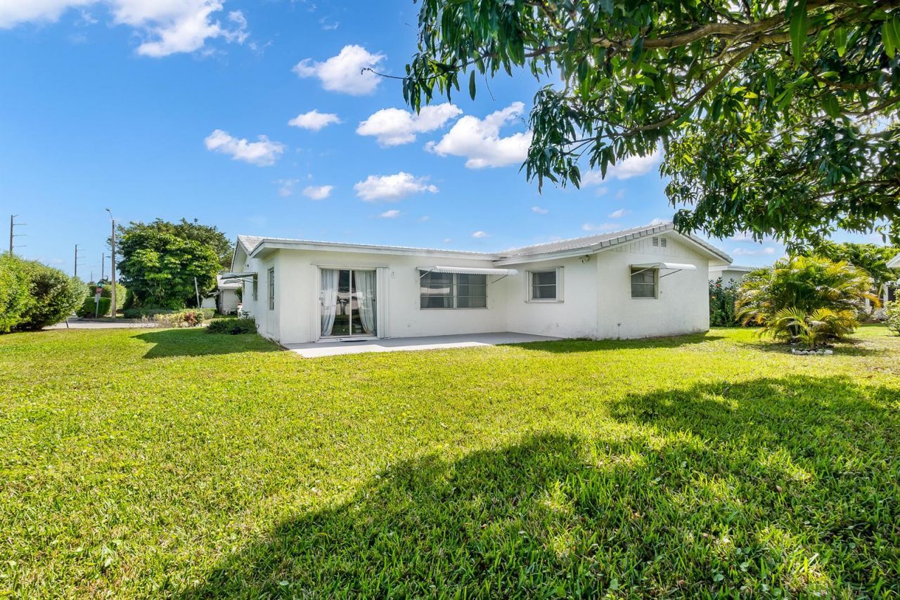 1501 SW 18th Drive , Boynton Beach, FL 33426 Photo