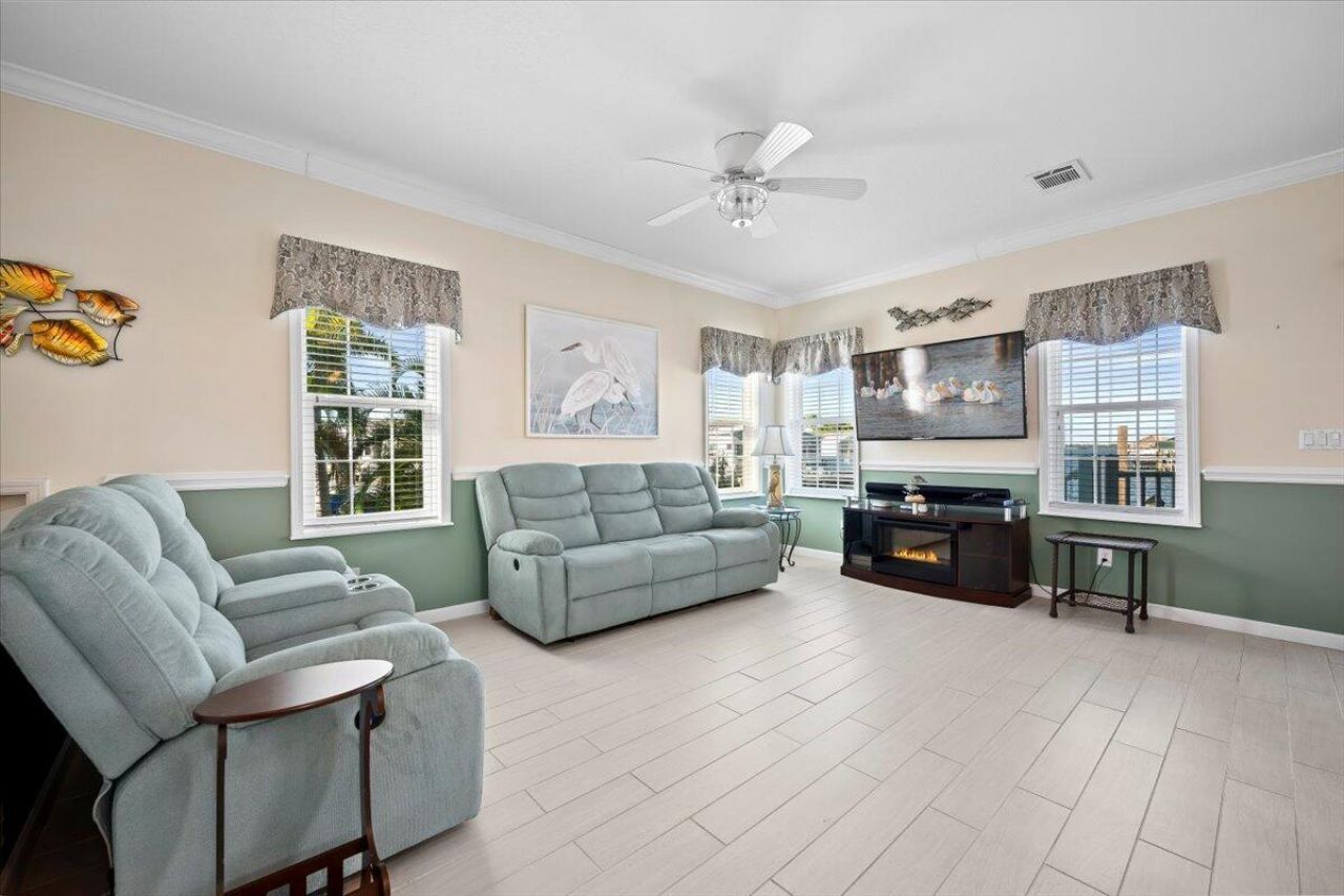 10701 S Ocean Drive , Unit 827, Jensen Beach, FL 34957 Photo