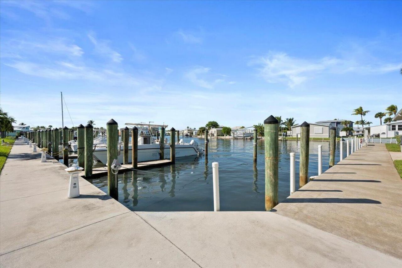 10701 S Ocean Drive , Unit 827, Jensen Beach, FL 34957 Photo