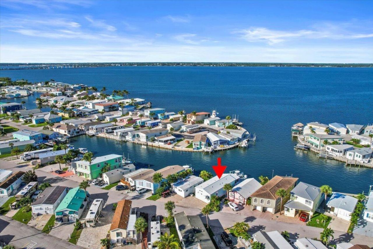 10701 S Ocean Drive , Unit 827, Jensen Beach, FL 34957 Photo