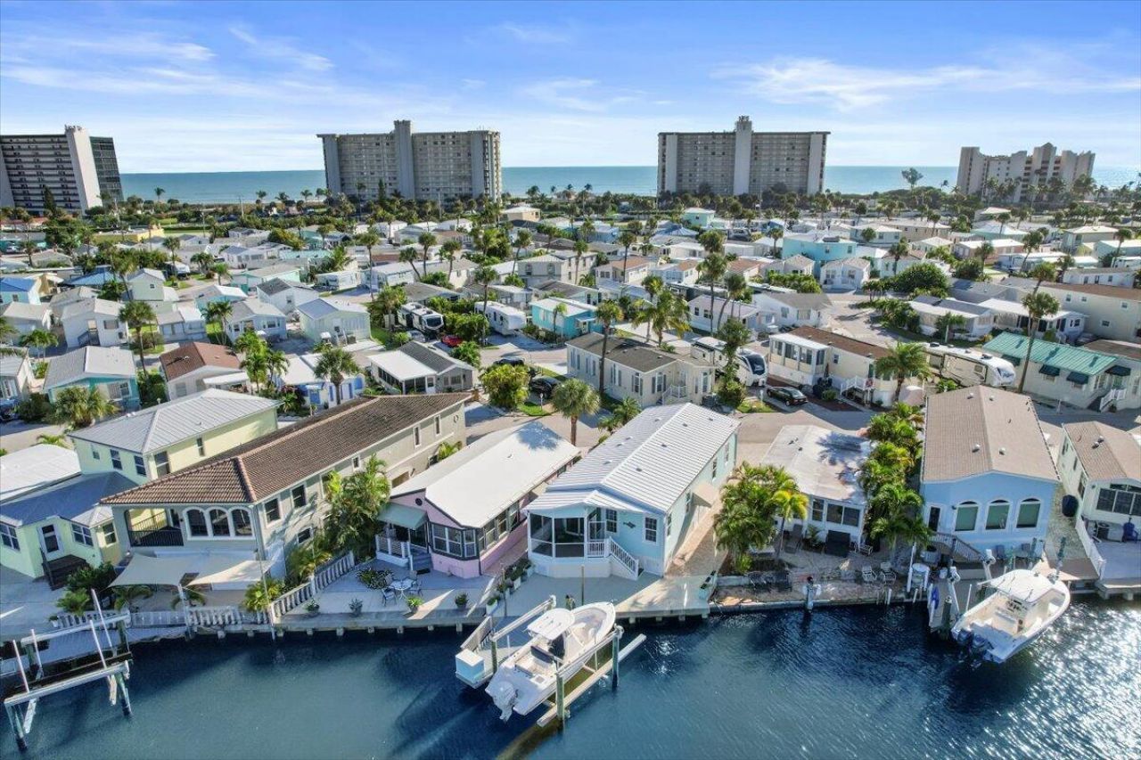 10701 S Ocean Drive , Unit 827, Jensen Beach, FL 34957 Photo