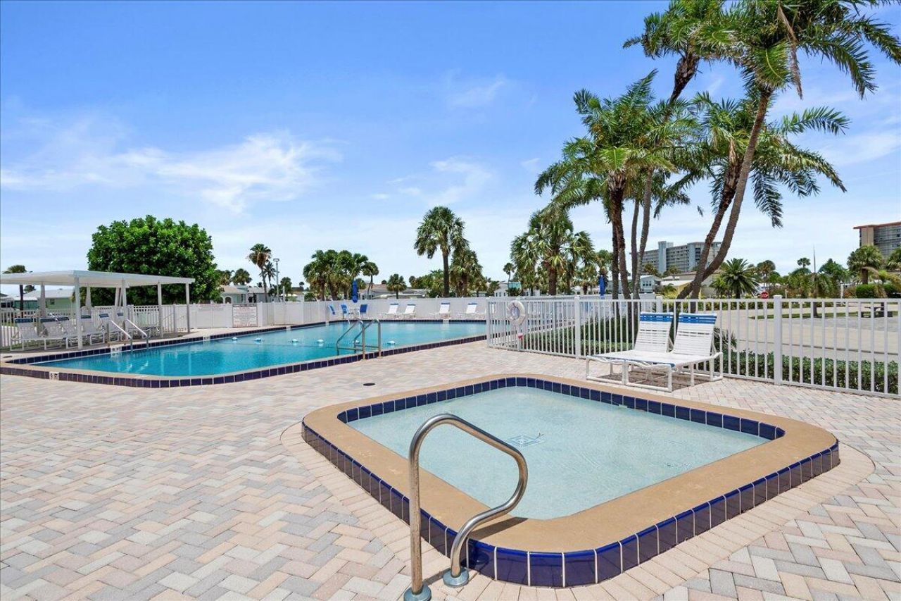 10701 S Ocean Drive , Unit 827, Jensen Beach, FL 34957 Photo