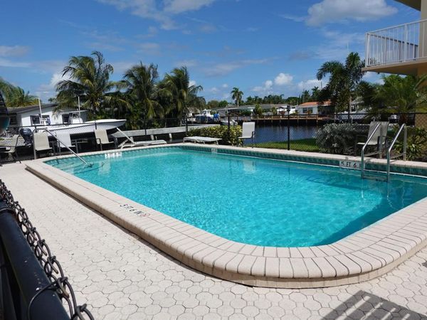 301 E Mcnab Road , Unit 113, Pompano Beach, FL 33060