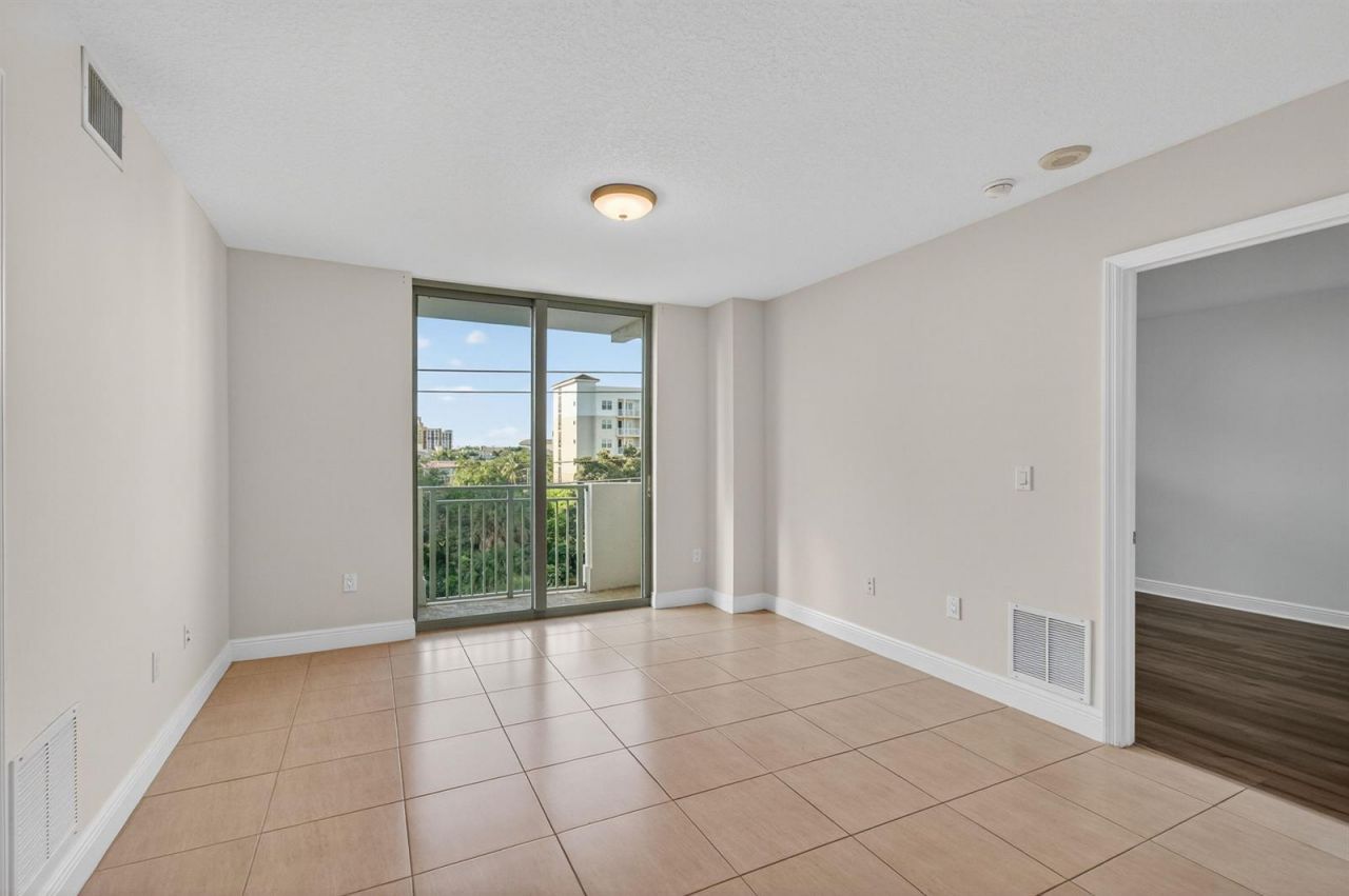 610 Clematis Street , Unit 532, West Palm Beach, FL 33401 Photo