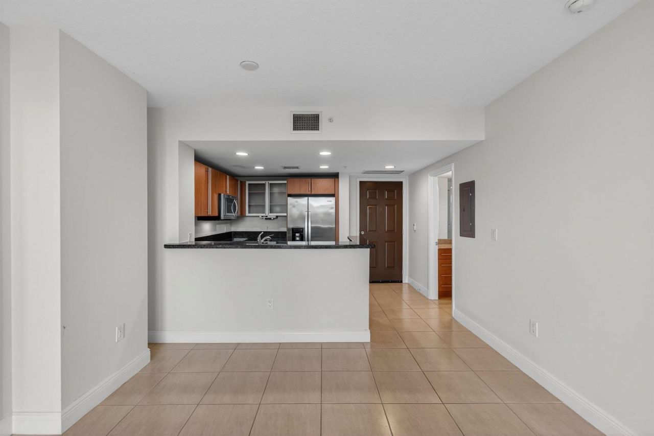 610 Clematis Street , Unit 532, West Palm Beach, FL 33401 Photo
