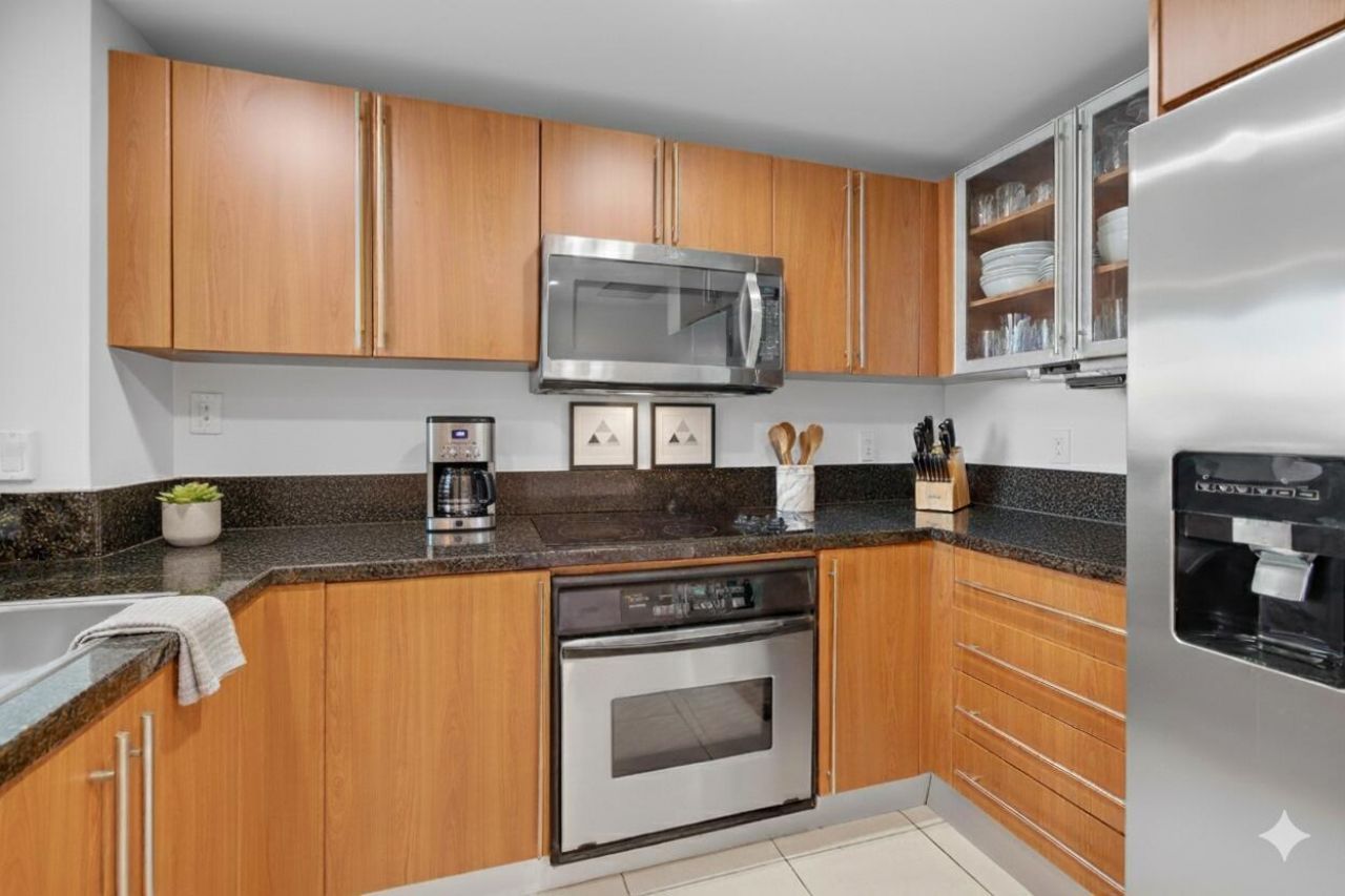 610 Clematis Street , Unit 532, West Palm Beach, FL 33401 Photo