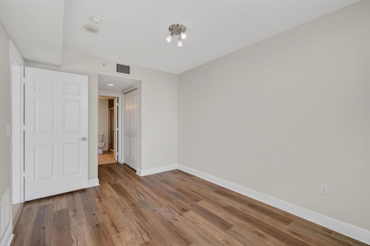610 Clematis Street , Unit 532, West Palm Beach, FL 33401 Photo