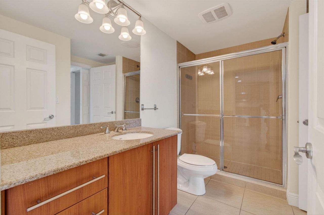610 Clematis Street , Unit 532, West Palm Beach, FL 33401 Photo
