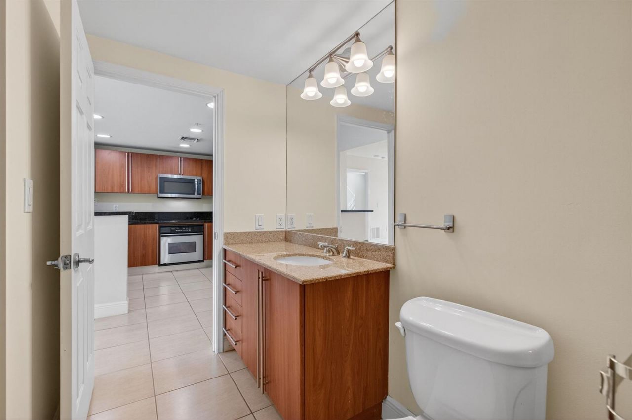 610 Clematis Street , Unit 532, West Palm Beach, FL 33401 Photo