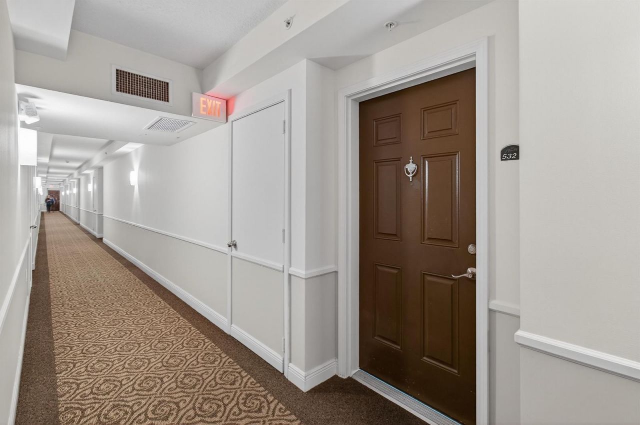 610 Clematis Street , Unit 532, West Palm Beach, FL 33401 Photo