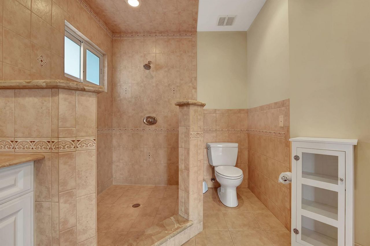 1300 NE 26th Avenue Ne, Pompano Beach, FL 33062 Photo