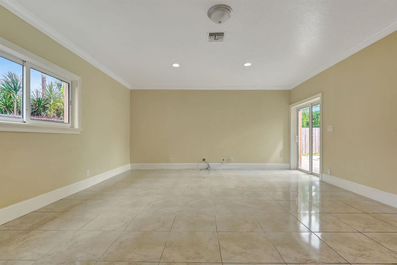 1300 NE 26th Avenue Ne, Pompano Beach, FL 33062 Photo