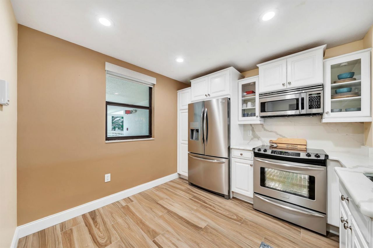 827 Oak Harbour Drive , Juno Beach, FL 33408 Photo