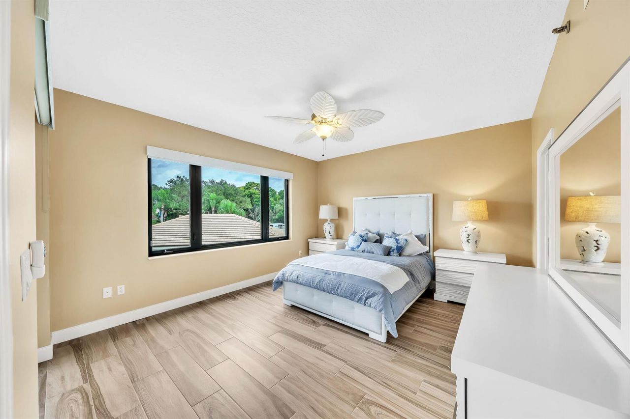 827 Oak Harbour Drive , Juno Beach, FL 33408 Photo