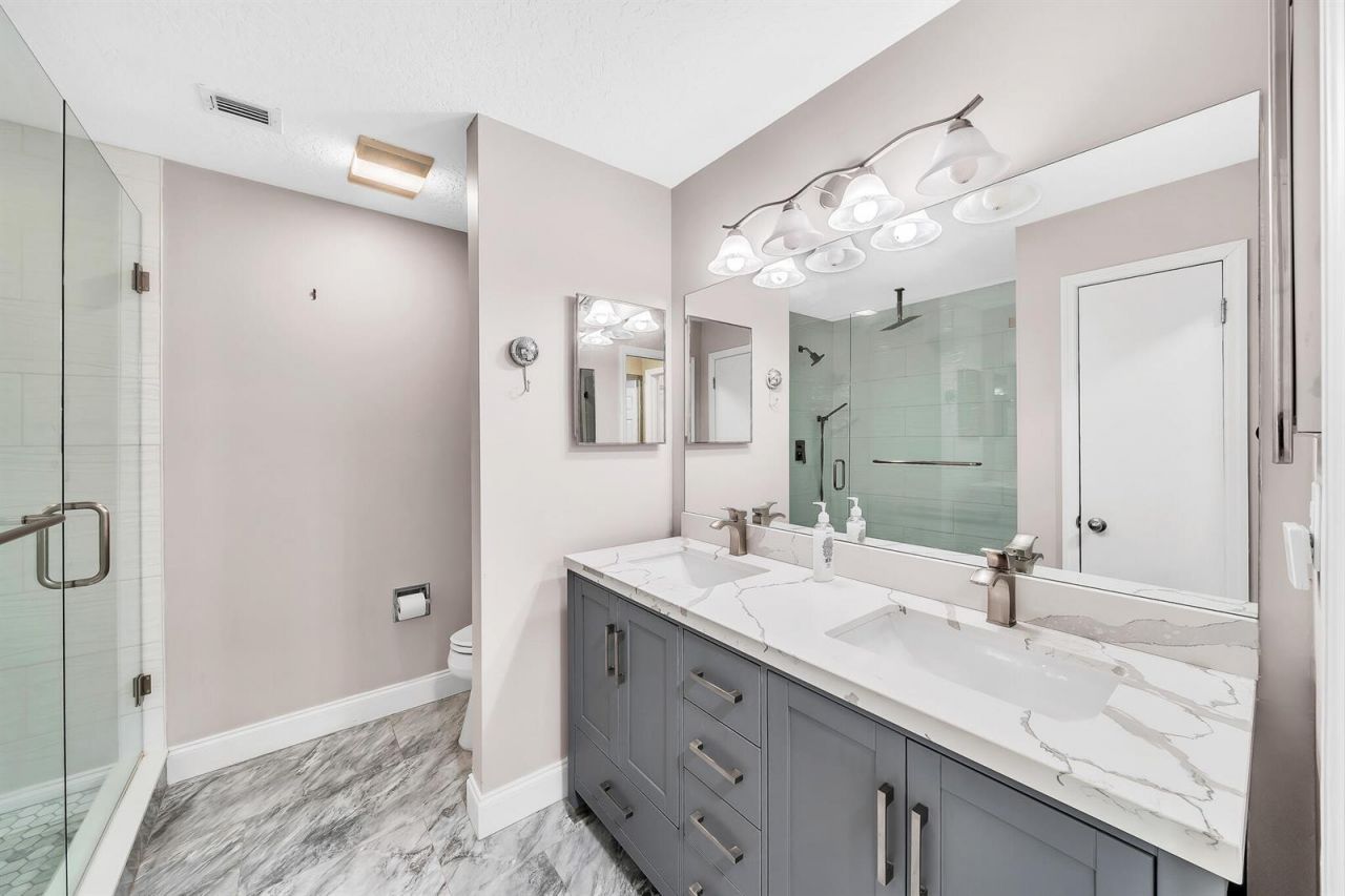 827 Oak Harbour Drive , Juno Beach, FL 33408 Photo