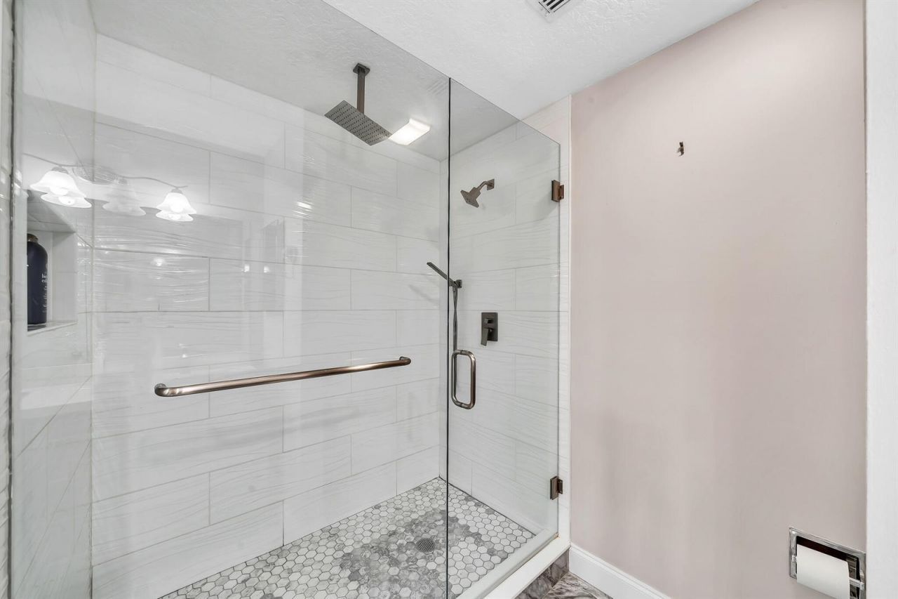 827 Oak Harbour Drive , Juno Beach, FL 33408 Photo