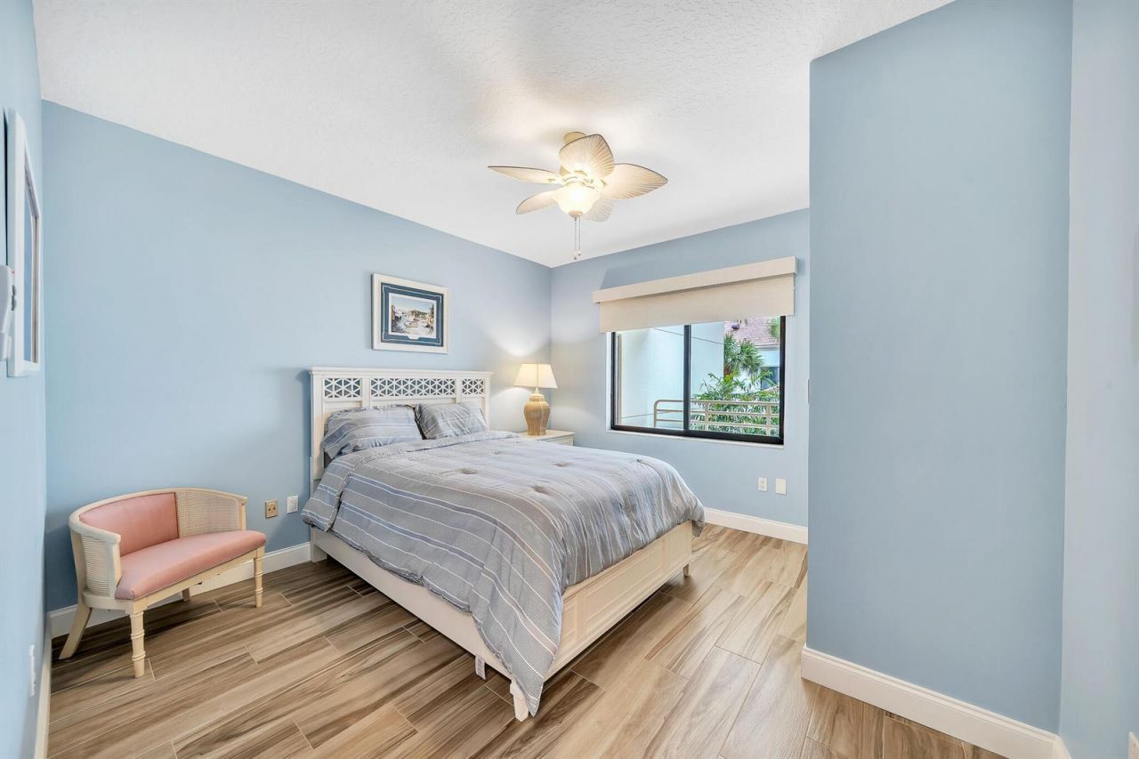 827 Oak Harbour Drive , Juno Beach, FL 33408 Photo