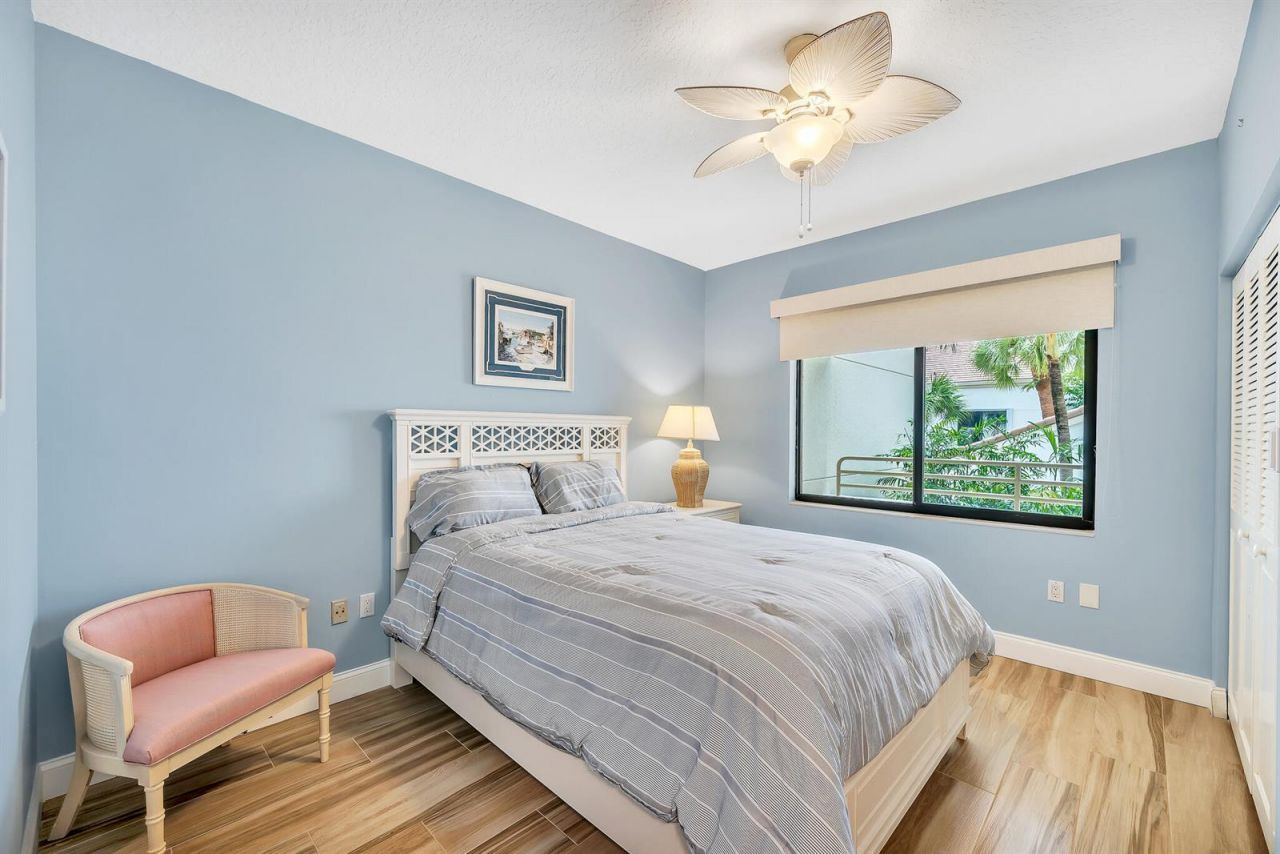 827 Oak Harbour Drive , Juno Beach, FL 33408 Photo