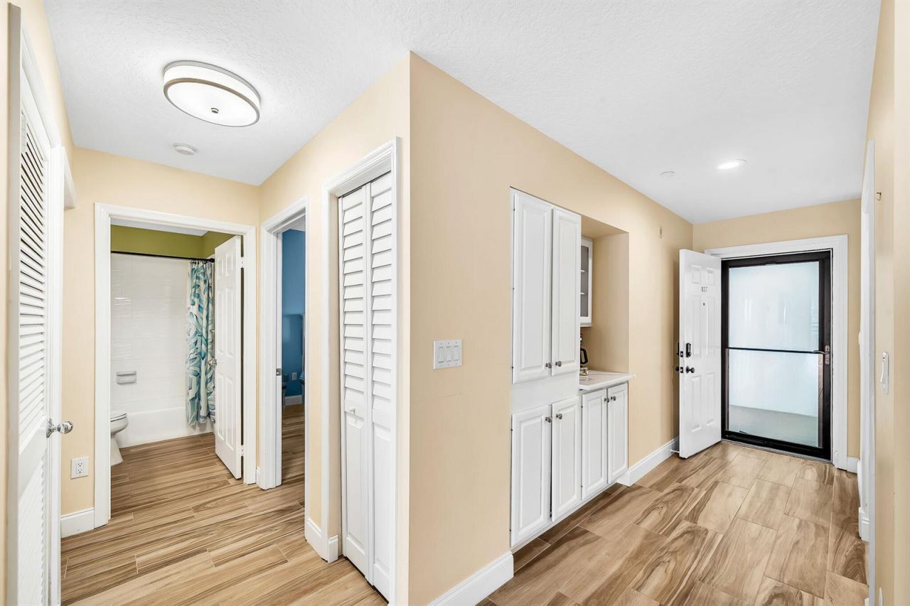 827 Oak Harbour Drive , Juno Beach, FL 33408 Photo