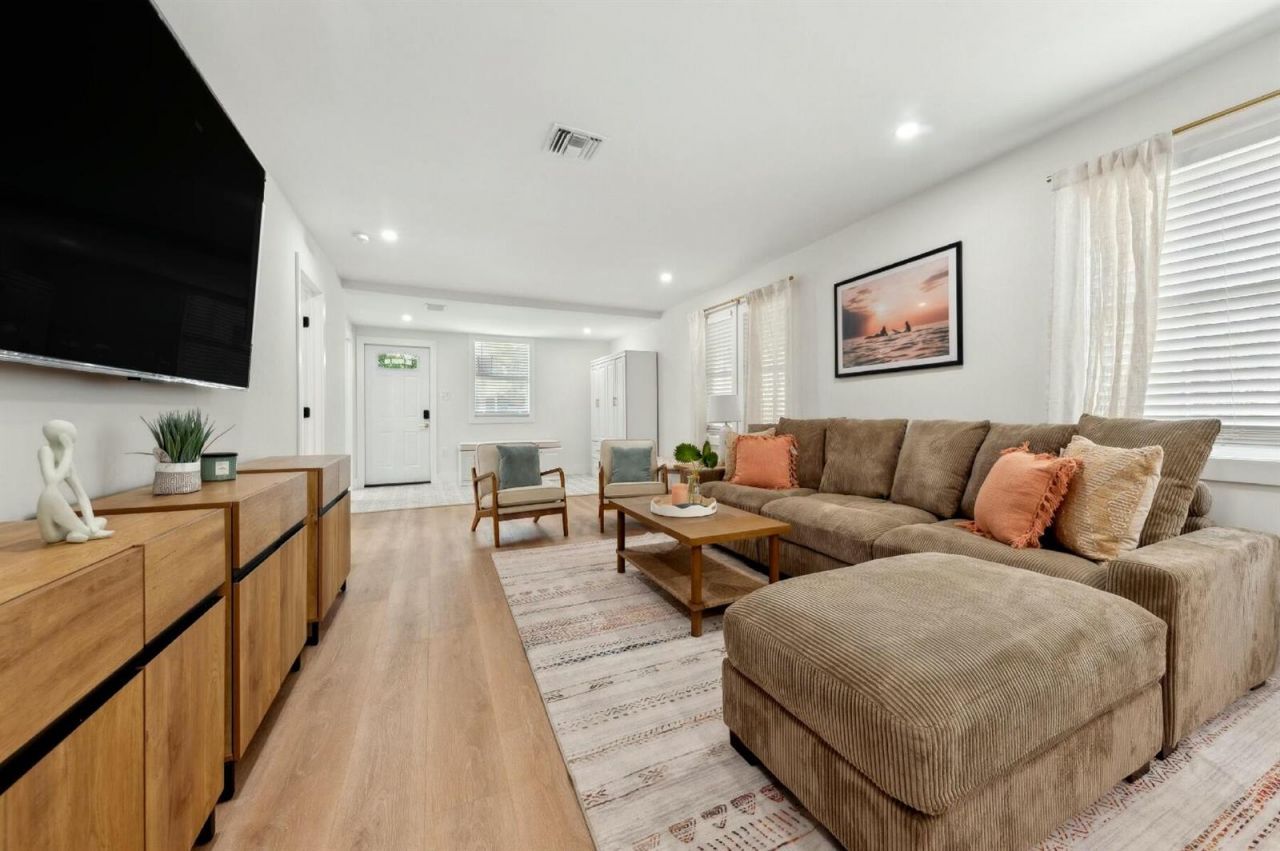 125 NW 3rd Avenue , Delray Beach, FL 33444 Photo