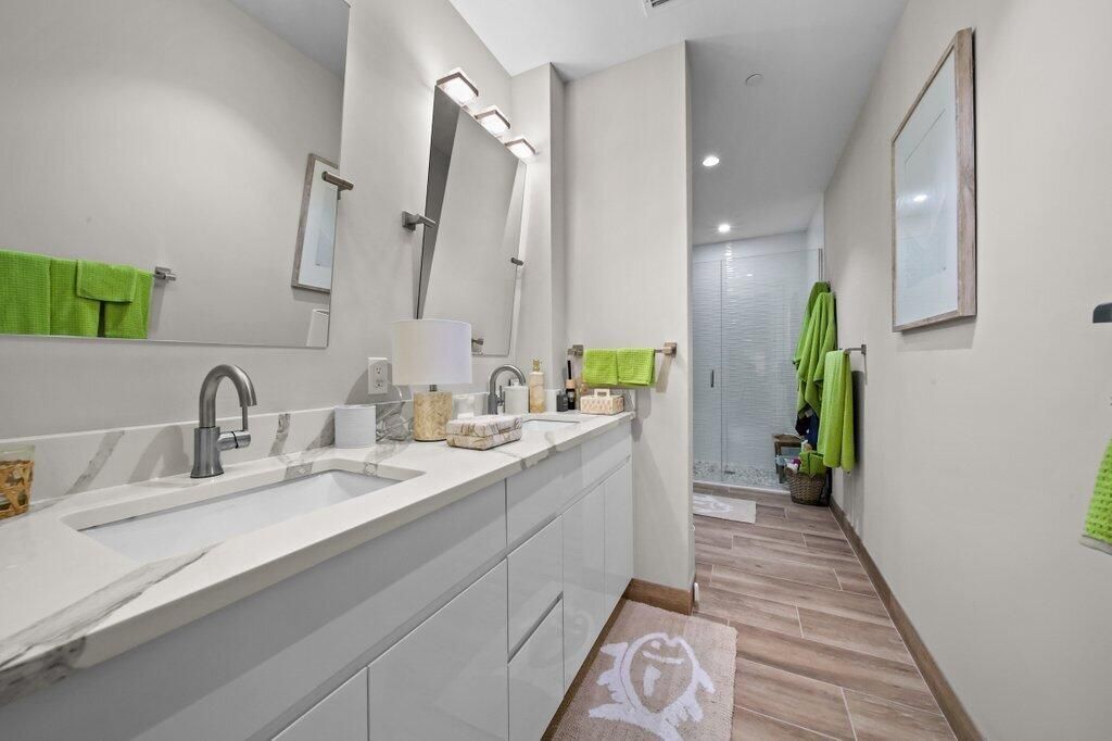 41 SW Seminole Street , Unit 205, Stuart, FL 34994 Photo