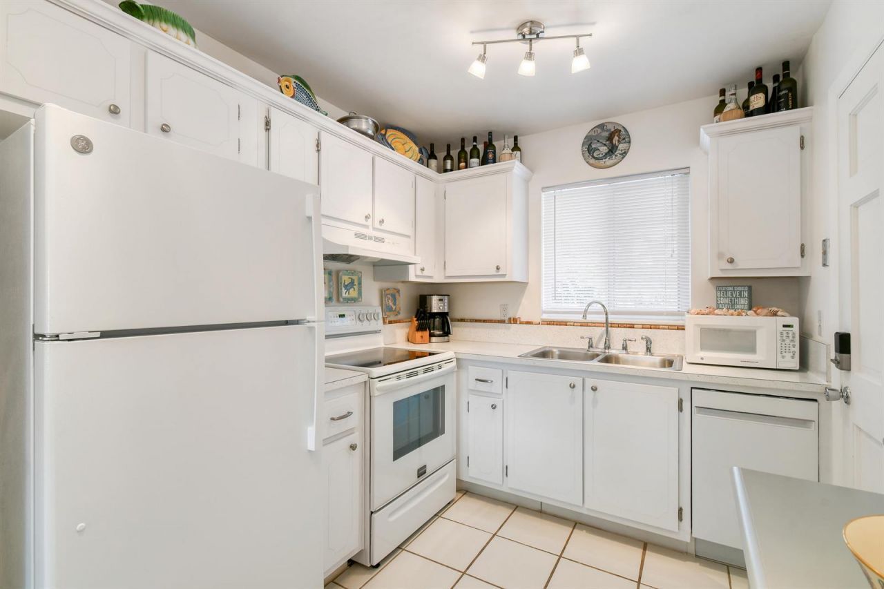 4 Garden Street , Unit 204n, Tequesta, FL 33469 Photo