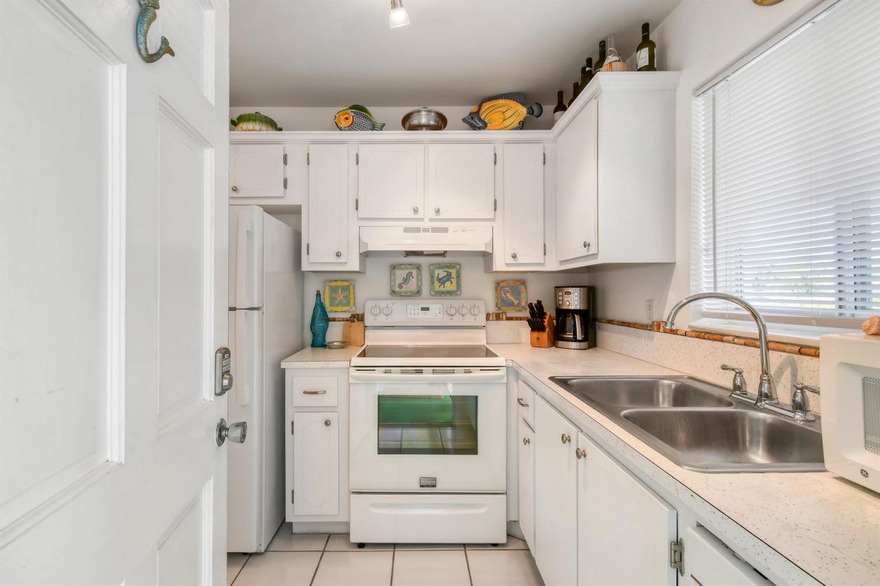 4 Garden Street , Unit 204n, Tequesta, FL 33469 Photo