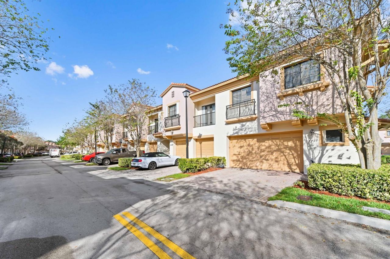 4727 Preserve Street , Coconut Creek, FL 33073 Photo