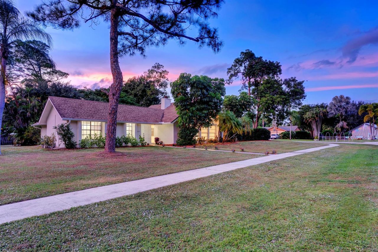 225 Sulky Way , Wellington, FL 33414 Photo
