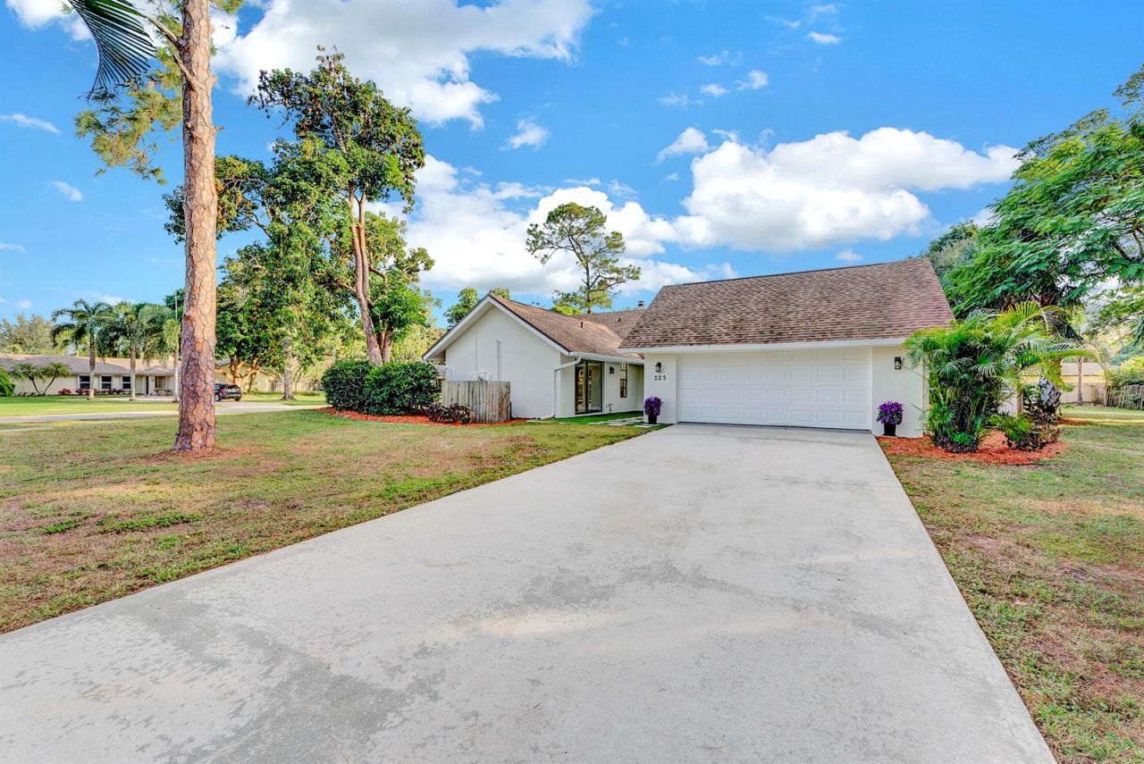 225 Sulky Way , Wellington, FL 33414 Photo