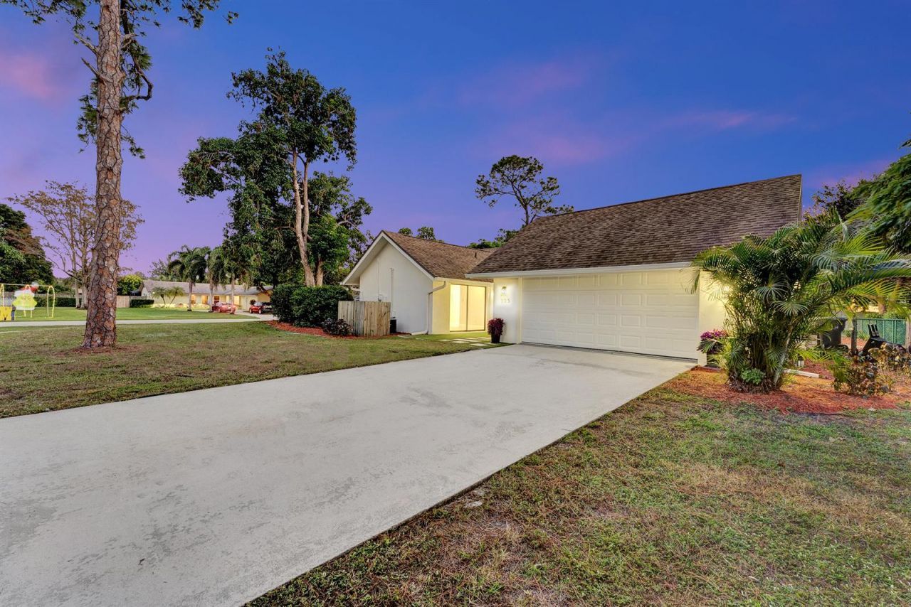 225 Sulky Way , Wellington, FL 33414 Photo