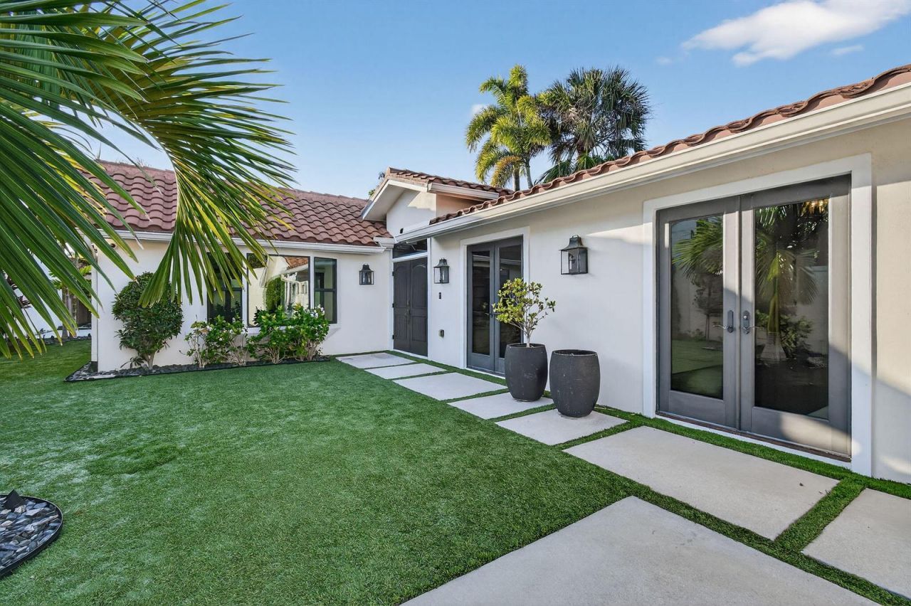 105 W Tarpon Lane , Jupiter, FL 33477 Photo