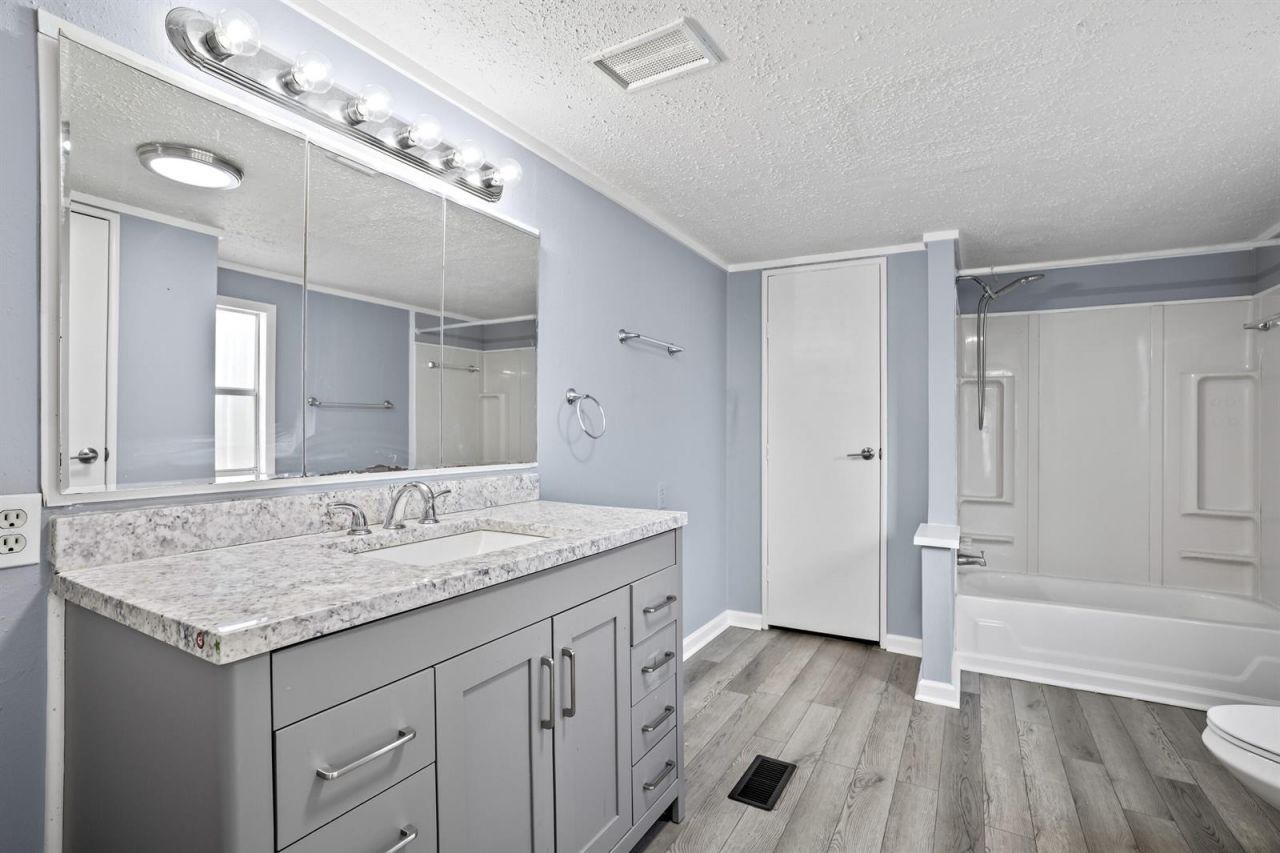 7990 129th Place , Sebastian, FL 32958 Photo