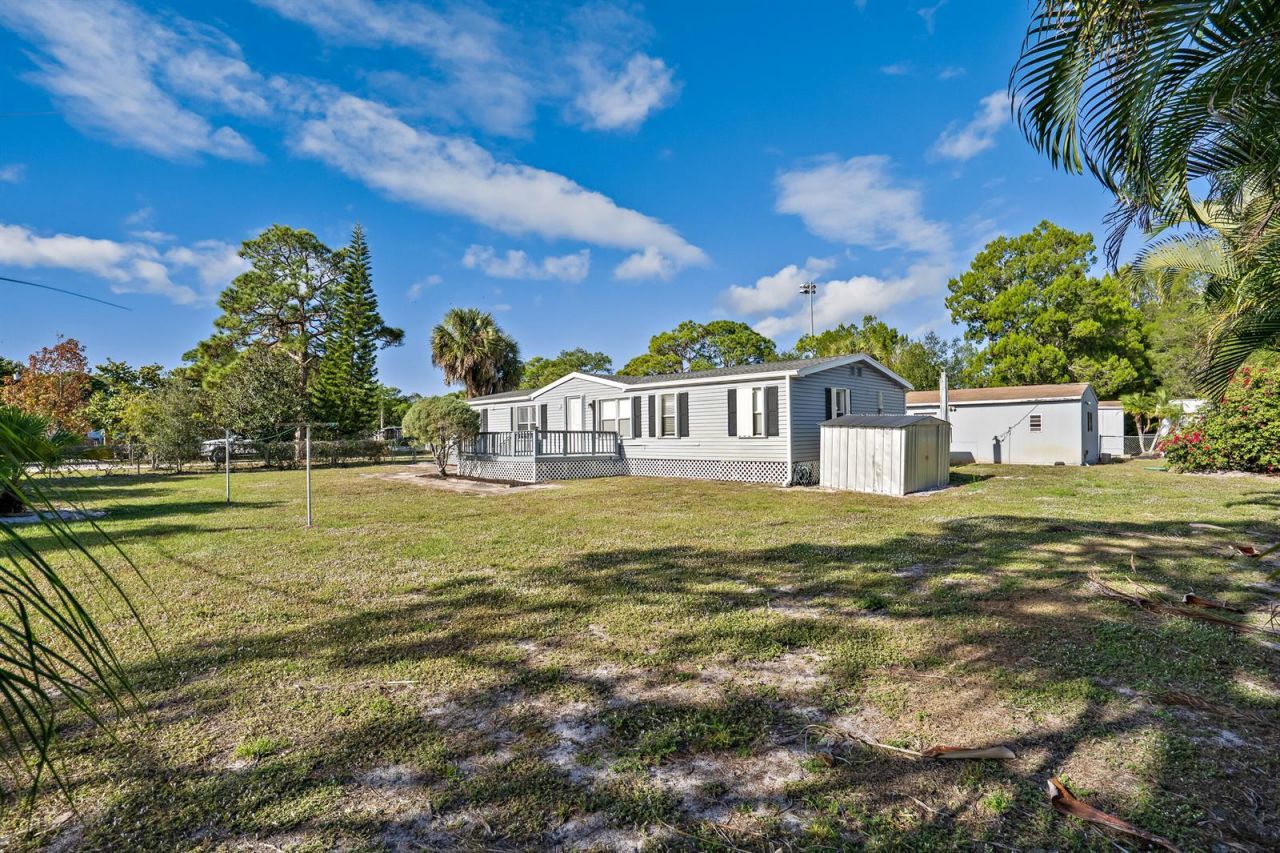 7990 129th Place , Sebastian, FL 32958 Photo
