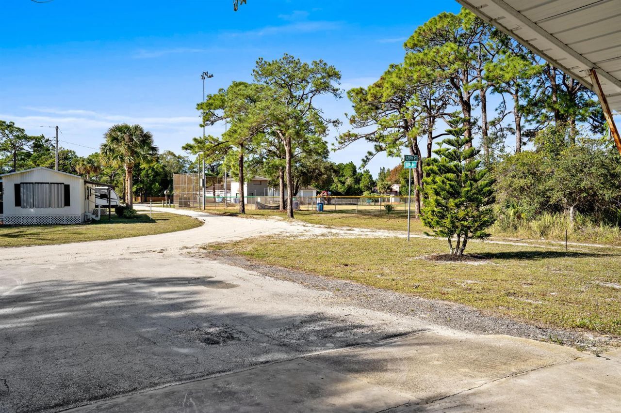 7990 129th Place , Sebastian, FL 32958 Photo