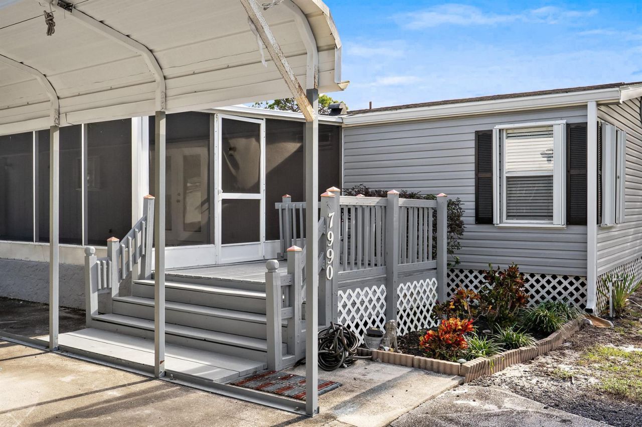 7990 129th Place , Sebastian, FL 32958 Photo