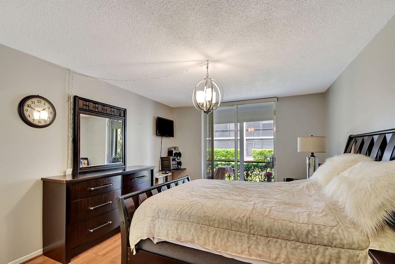 740 E Ocean Avenue , Unit 105, Boynton Beach, FL 33435 Photo
