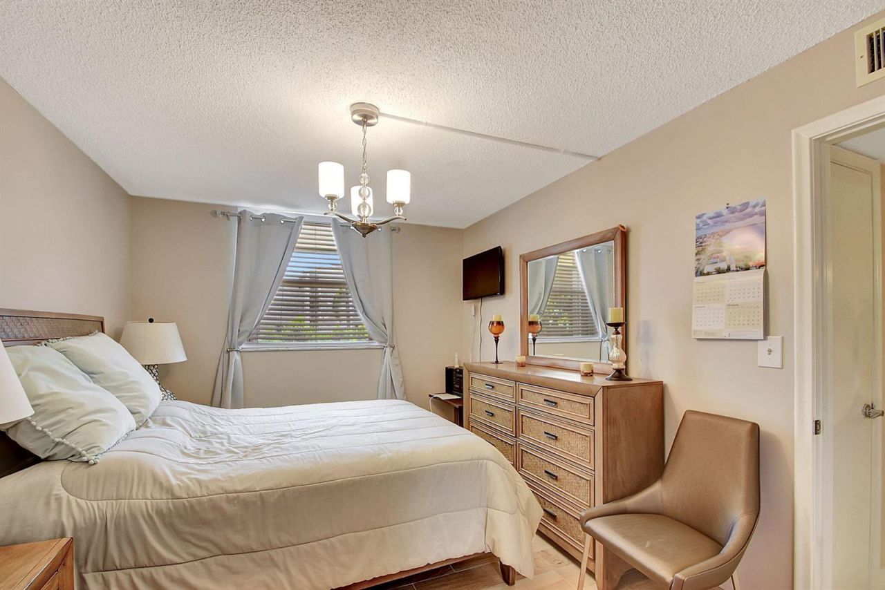 740 E Ocean Avenue , Unit 105, Boynton Beach, FL 33435 Photo