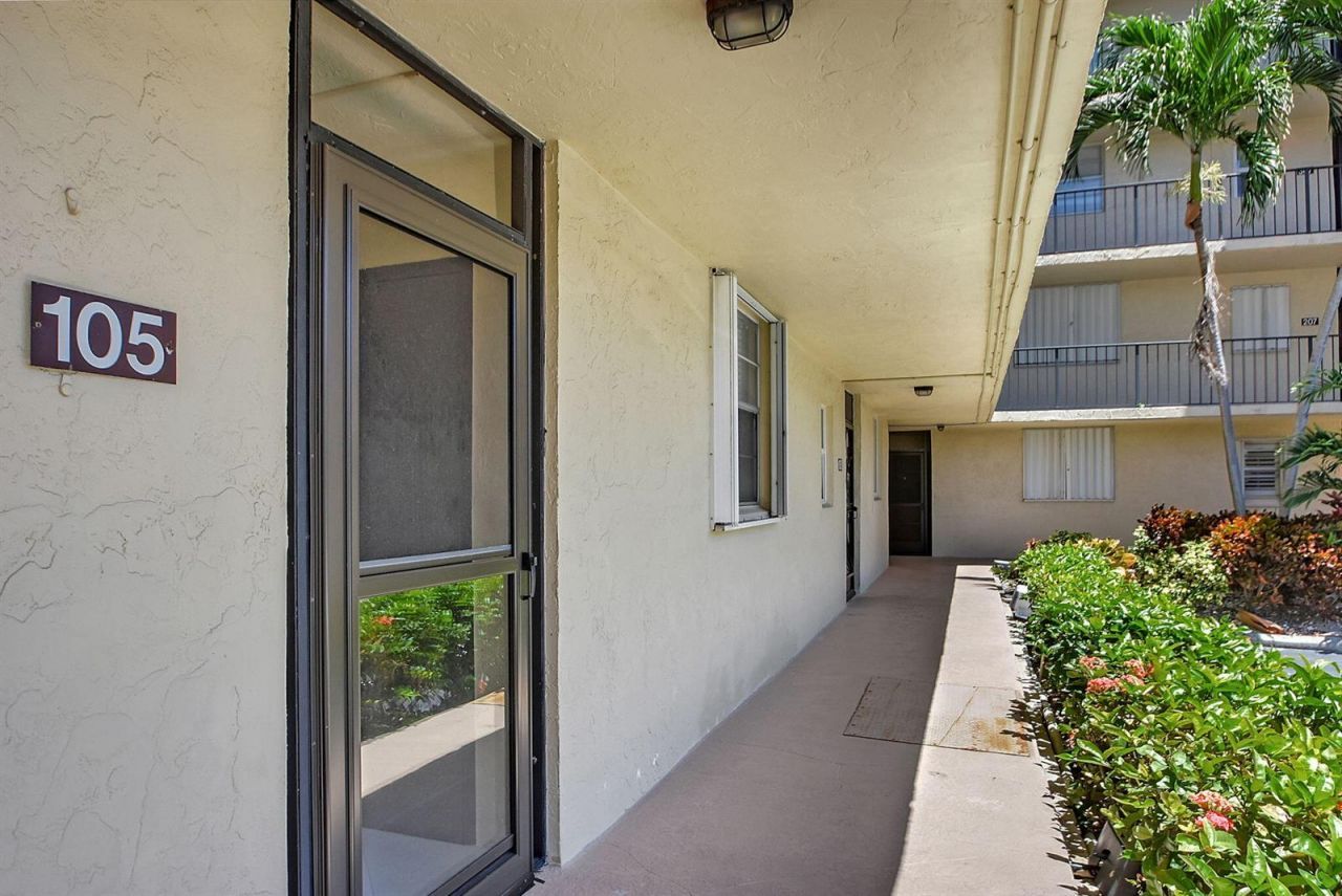 740 E Ocean Avenue , Unit 105, Boynton Beach, FL 33435 Photo