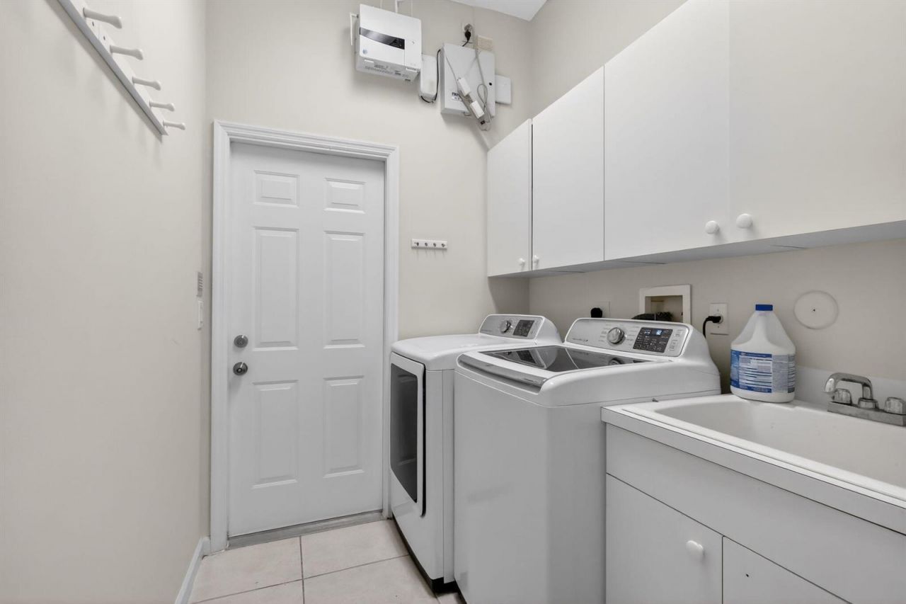 1500 Firethorn Drive , Wellington, FL 33414 Photo