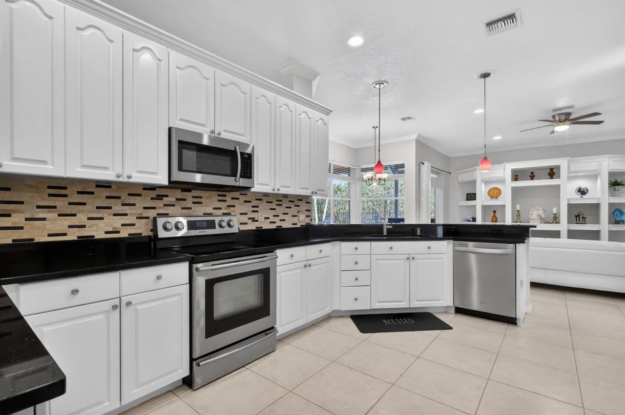 1500 Firethorn Drive , Wellington, FL 33414 Photo