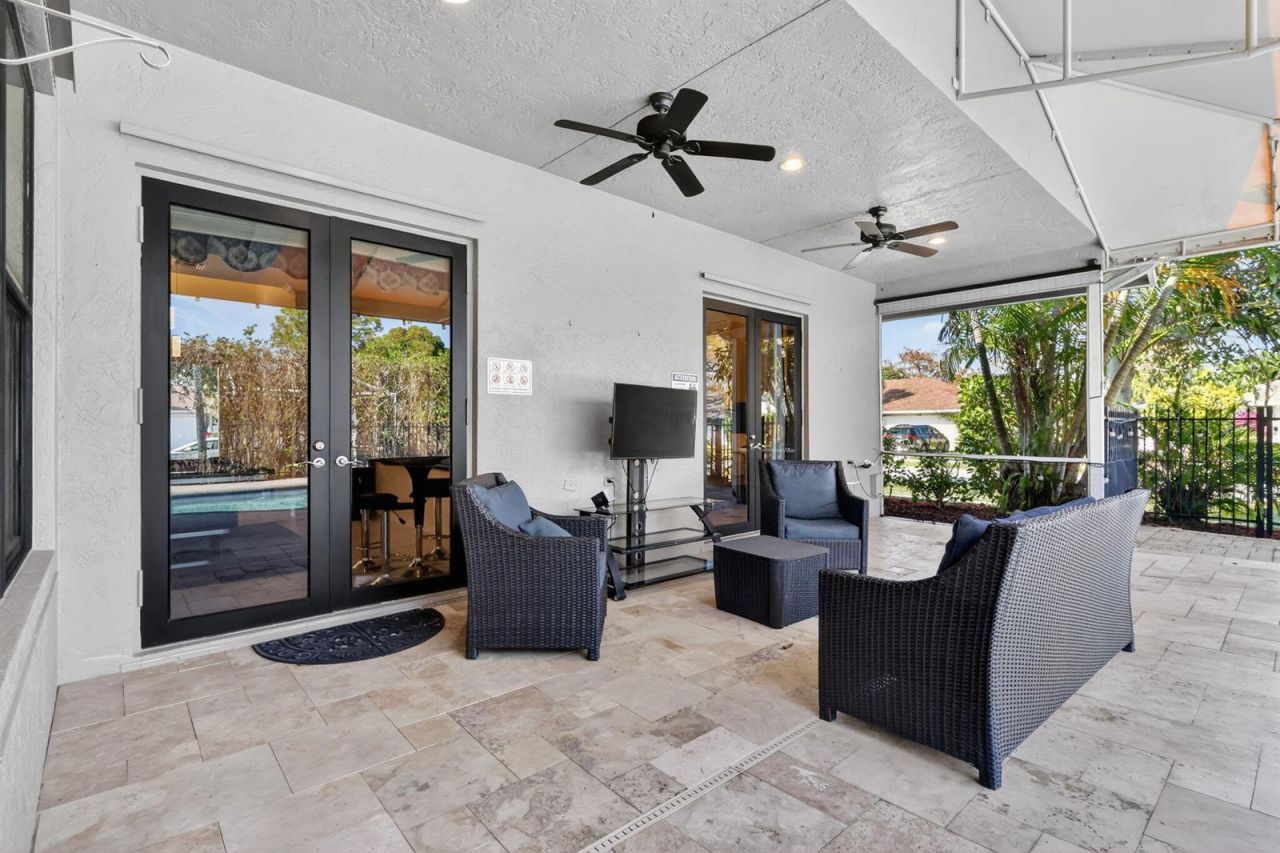 1500 Firethorn Drive , Wellington, FL 33414 Photo