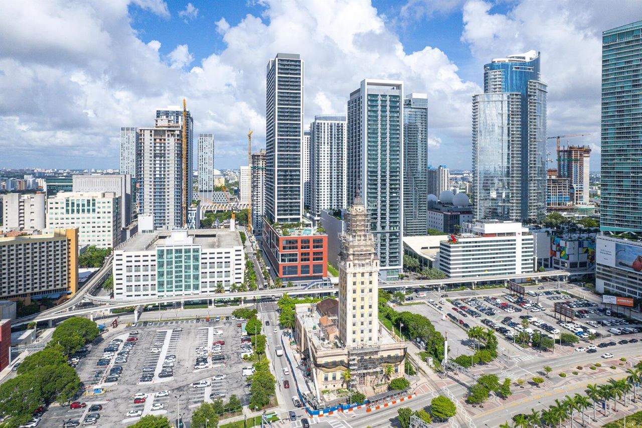 601 NE 1st Avenue , Unit 3809, Miami, FL 33132 Photo