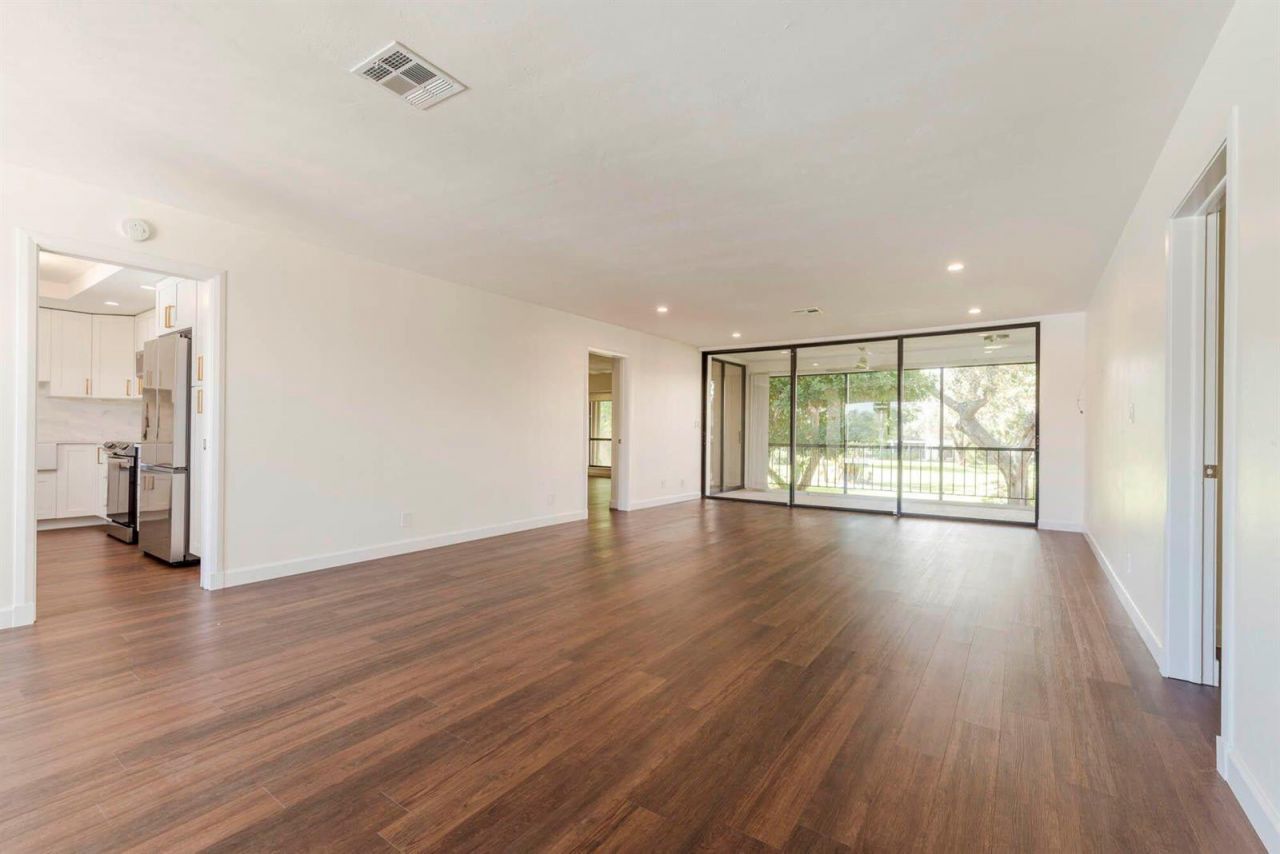 11 SE Concourse Drive , Unit D, Jupiter, FL 33469 Photo