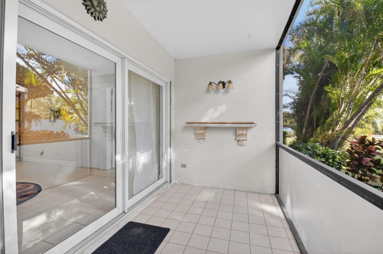 159 NW 70th Street , Unit 403, Boca Raton, FL 33487 Photo