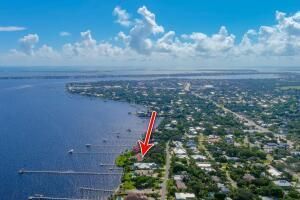 901 SE Riverside Drive , Stuart, FL 34994 Photo